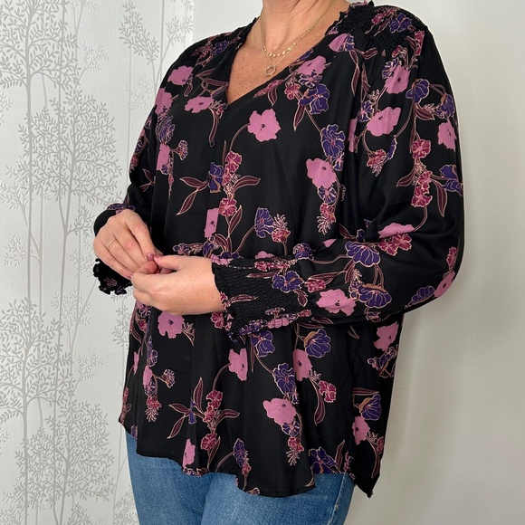 Dex Plus Size 1X - Picture 2 of 2